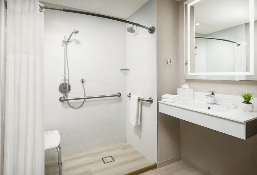 فندق The Altair Bay Harbor