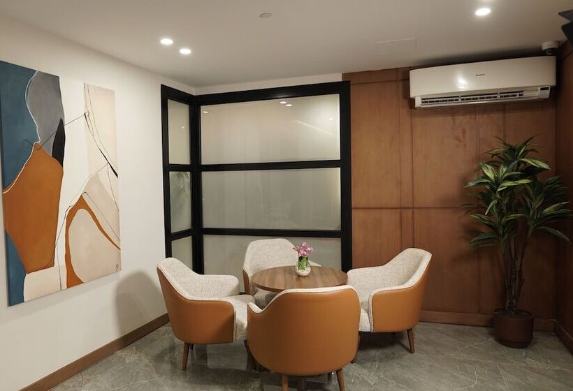 The Grand Plaza Hotel Smouha