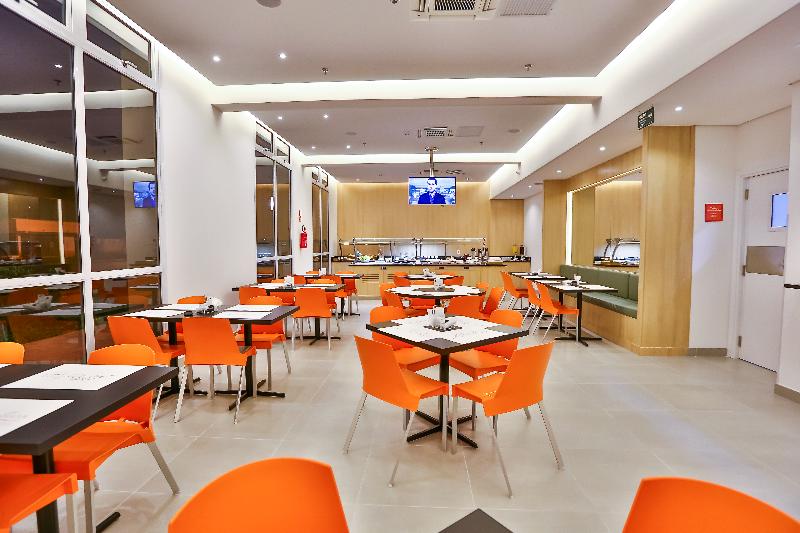 ホテル Transamerica Fit Jacareí