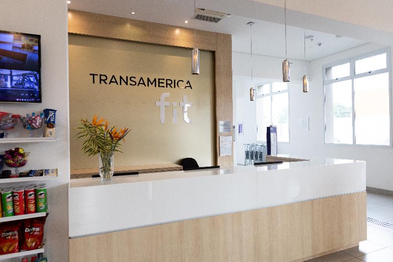 ホテル Transamerica Fit Jacareí