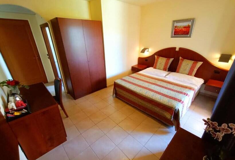 فندق Villa Isabella