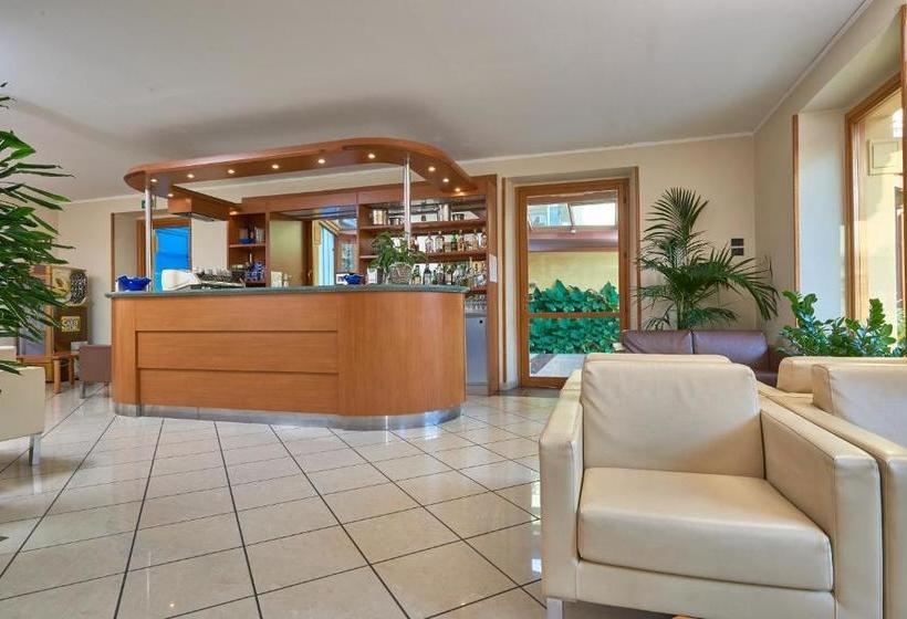 酒店 Careni Villa Italia