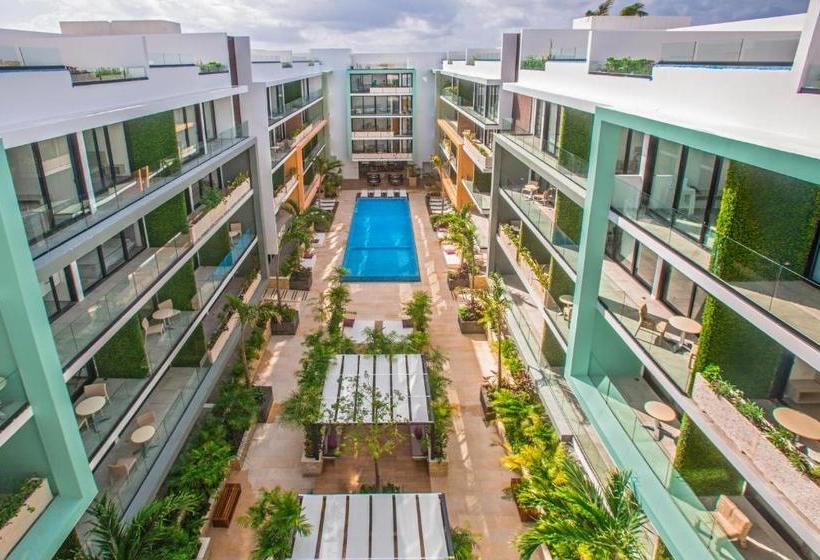 Отель Klr The City Condos