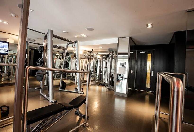 Lavish Suites Two Story Loft Downtown Toronto