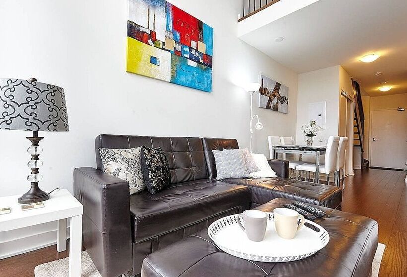 Lavish Suites   Two Story Loft   Downtown Toronto