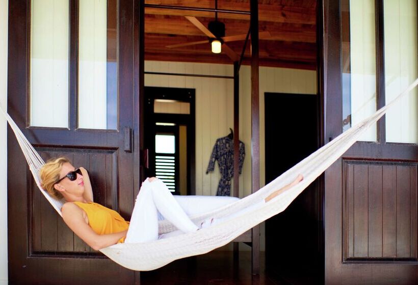 Mahogany Bay Resort & Beach Club, Curio Collection By Hilton