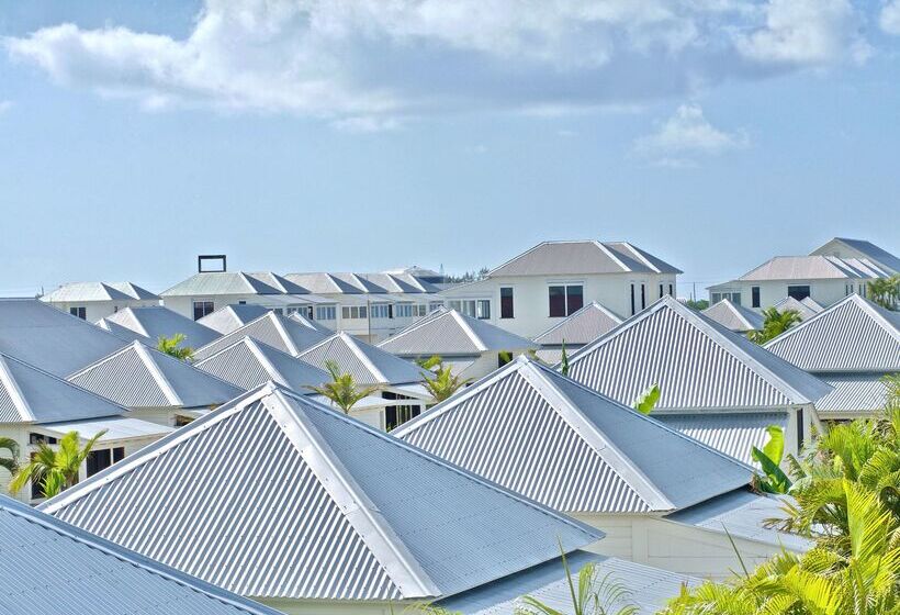 Mahogany Bay Resort & Beach Club, Curio Collection By Hilton