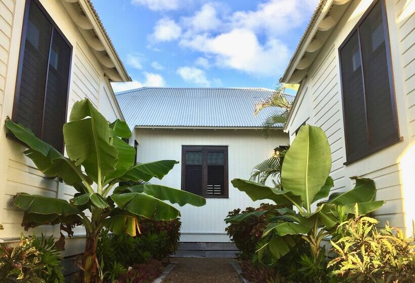 Mahogany Bay Resort & Beach Club, Curio Collection By Hilton