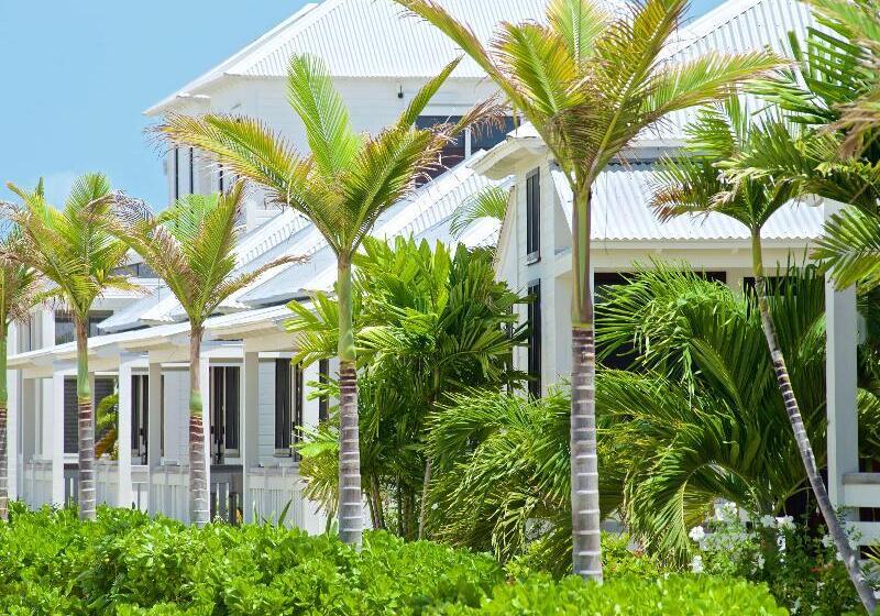 Mahogany Bay Resort & Beach Club, Curio Collection By Hilton