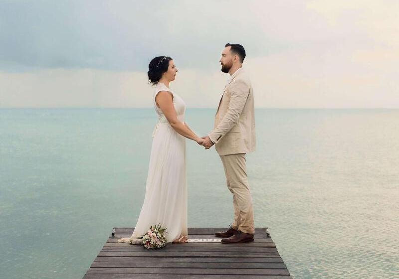 Mahogany Bay Resort & Beach Club, Curio Collection By Hilton