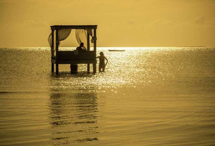 Mahogany Bay Resort & Beach Club, Curio Collection By Hilton