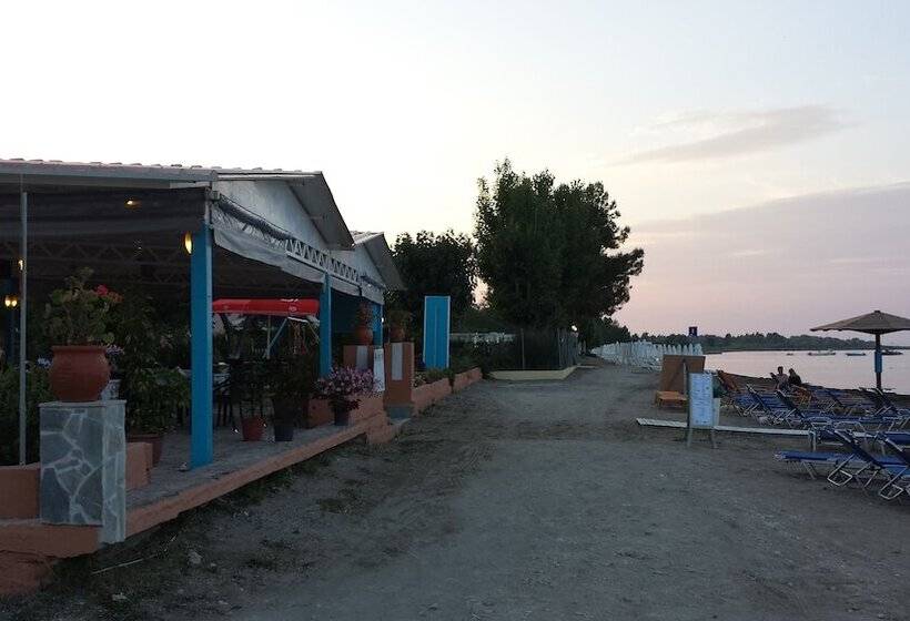 Nikolas Club Apartments