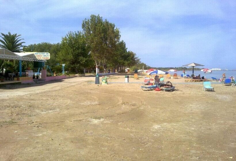 Nikolas Club Apartments