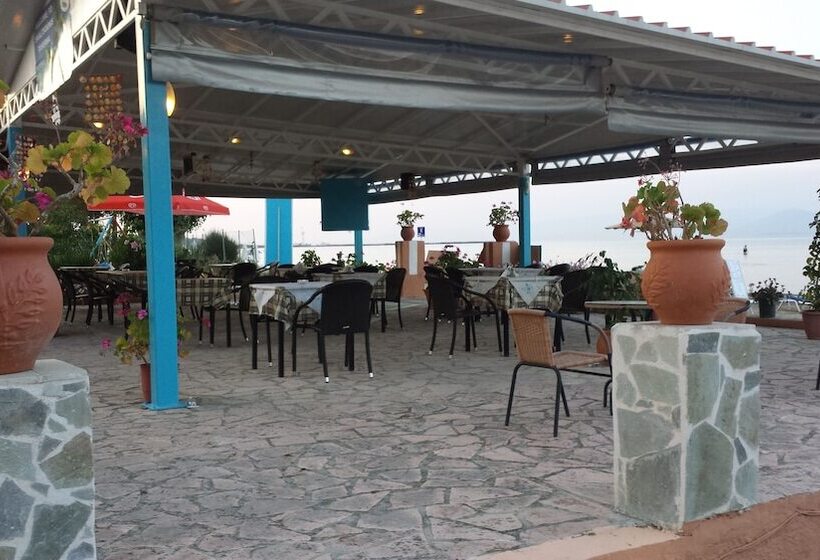 Nikolas Club Apartments