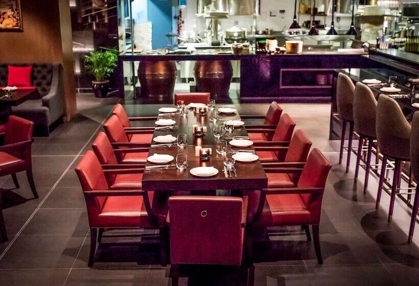 Novotel Muscat Airport