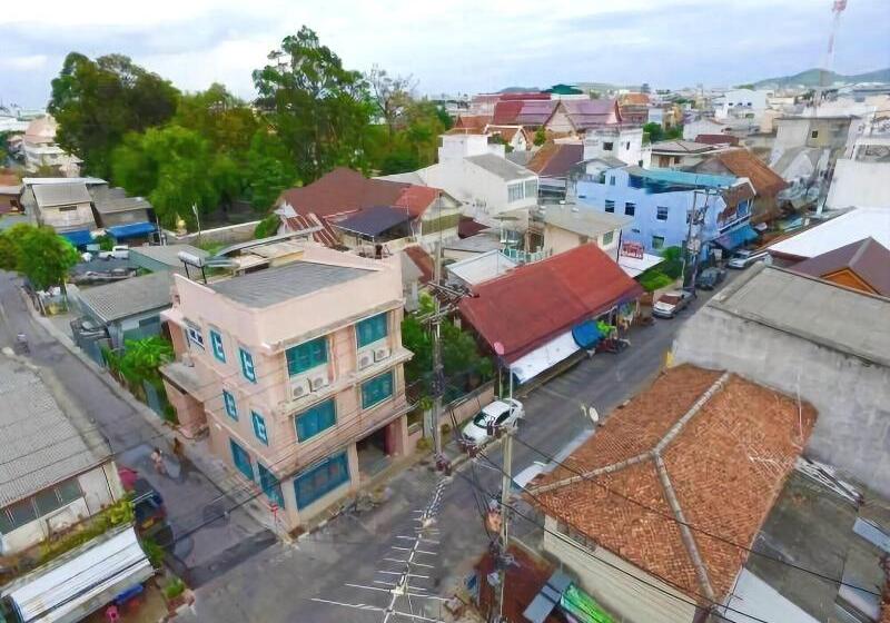 פנסיון Baan Nai Nakhon