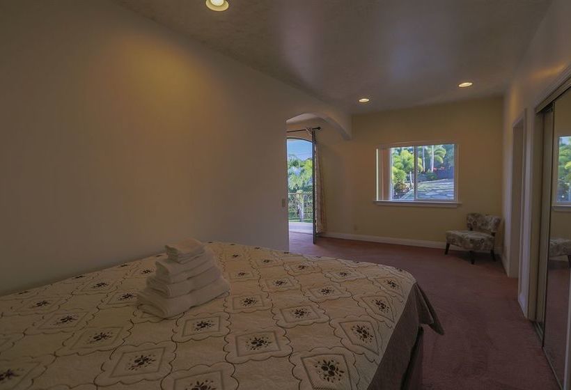 بنسيون Oceanfront Legacy