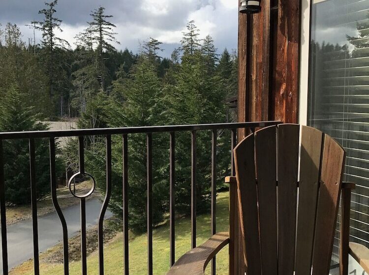 Resort The Cottages On Salt Spring Island