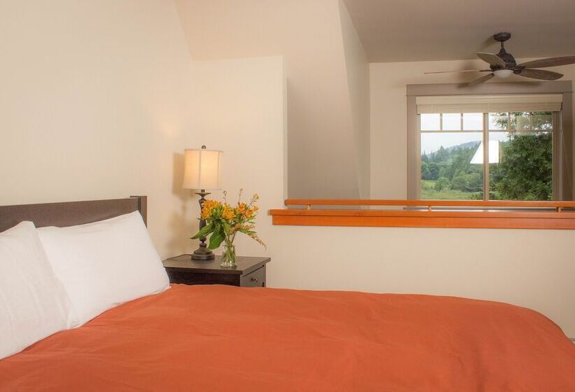 Resort The Cottages On Salt Spring Island