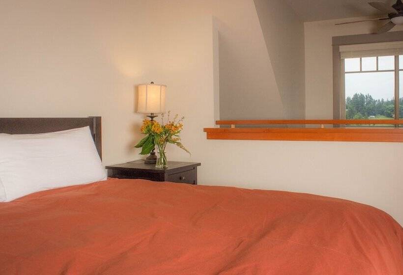 Resort The Cottages On Salt Spring Island