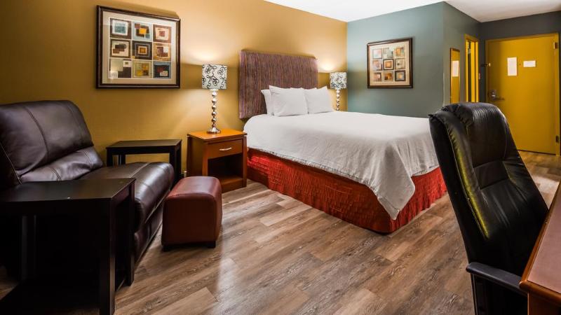 Surestay Plus Hotel By Best Western St. Louis Airport