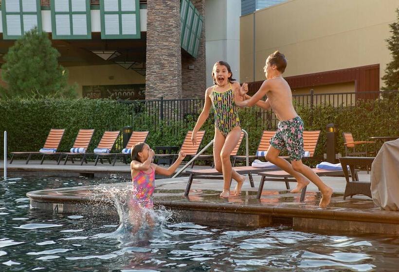 The Hotel At Black Oak Casino Resort