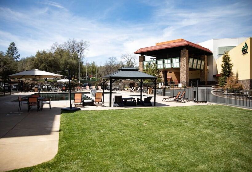 The Hotel At Black Oak Casino Resort