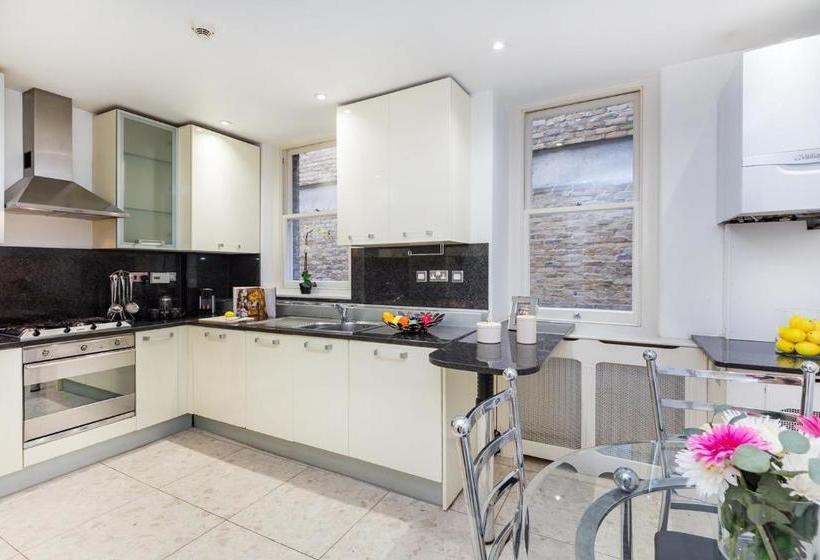 Urban Chic  Fitzrovia