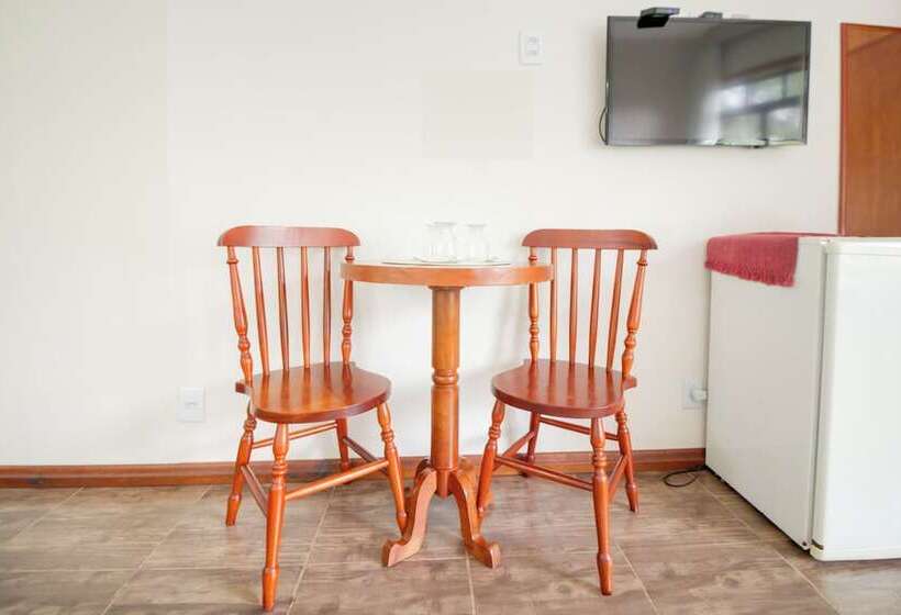 Velinn Hotel Ninho Do Falcão