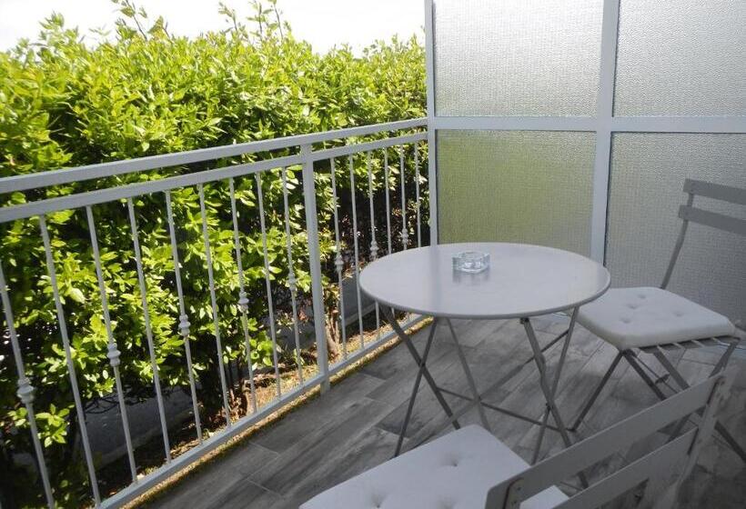 Zia Bi Bed And Breakfast