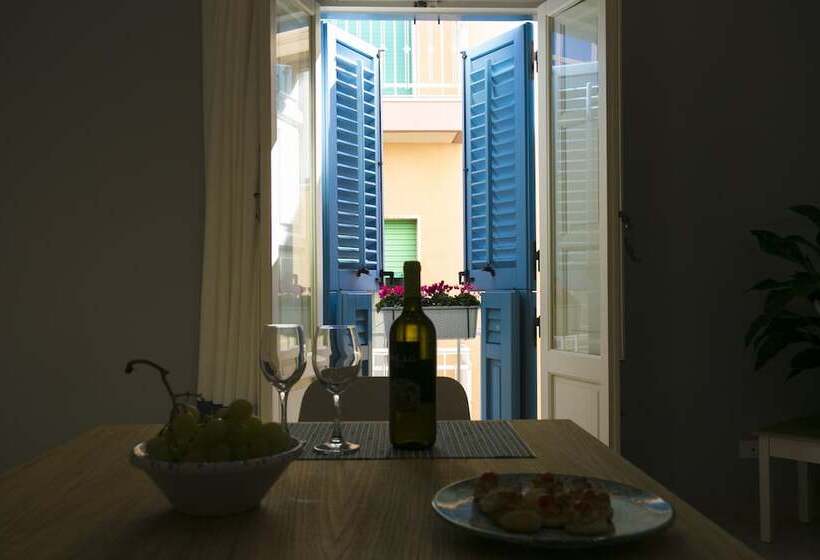 Zibibbo Suites &s   Aparthotel In Centro Storico A Trapani