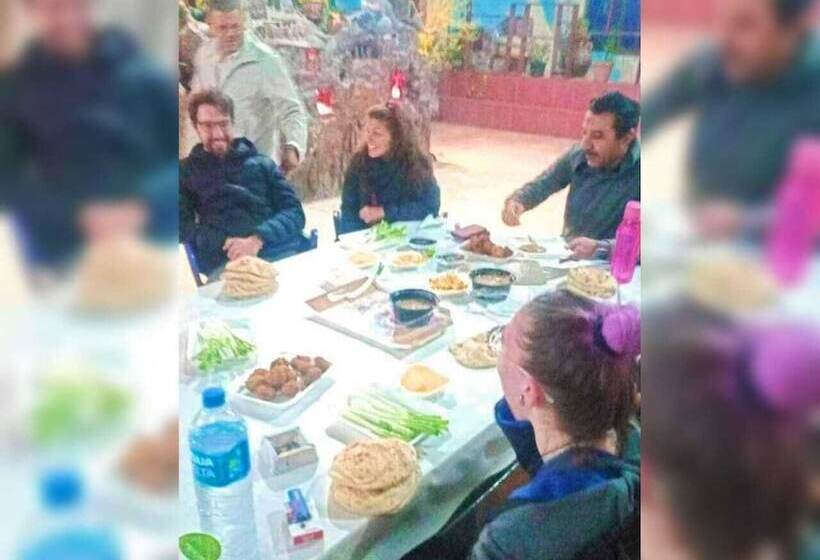 هاستل New Palace