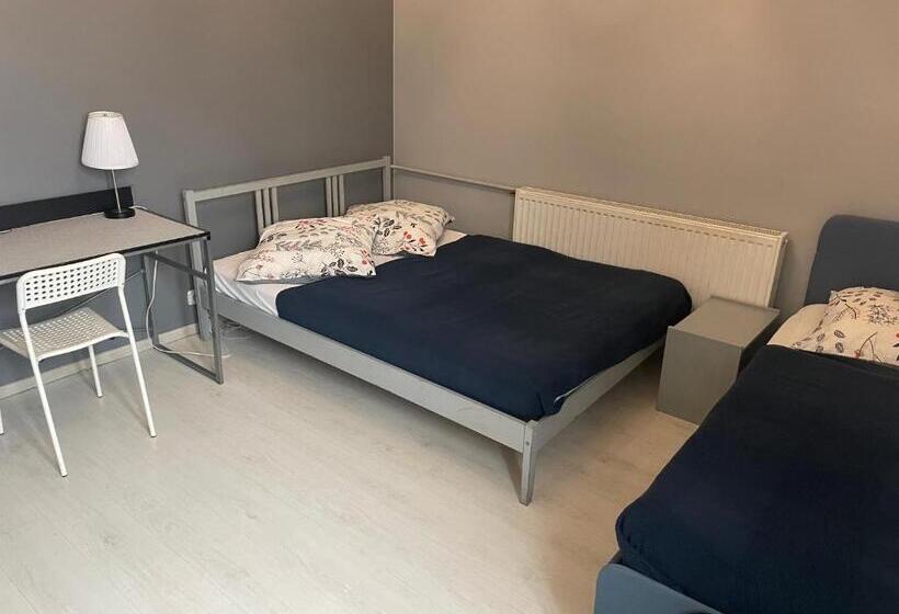 هاستل Pokoje Gościnne Fresco