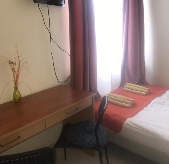 هاستل Pokoje Gościnne Fresco