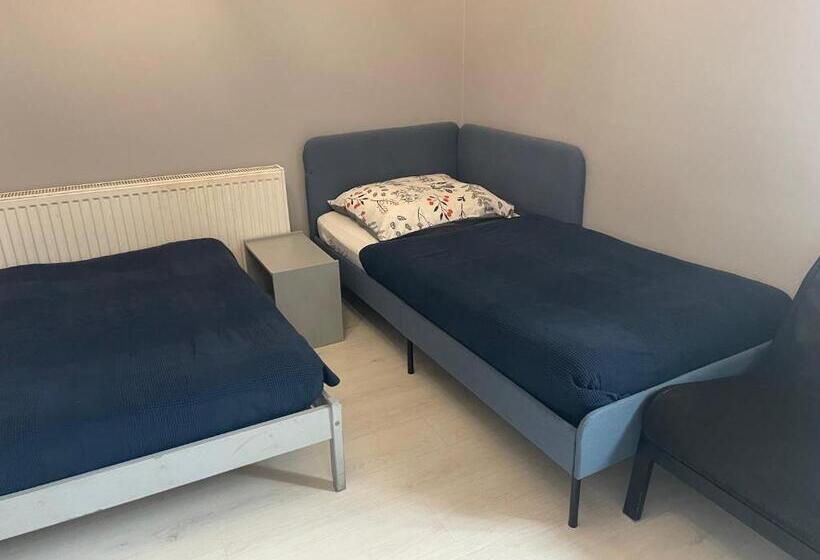 هاستل Pokoje Gościnne Fresco