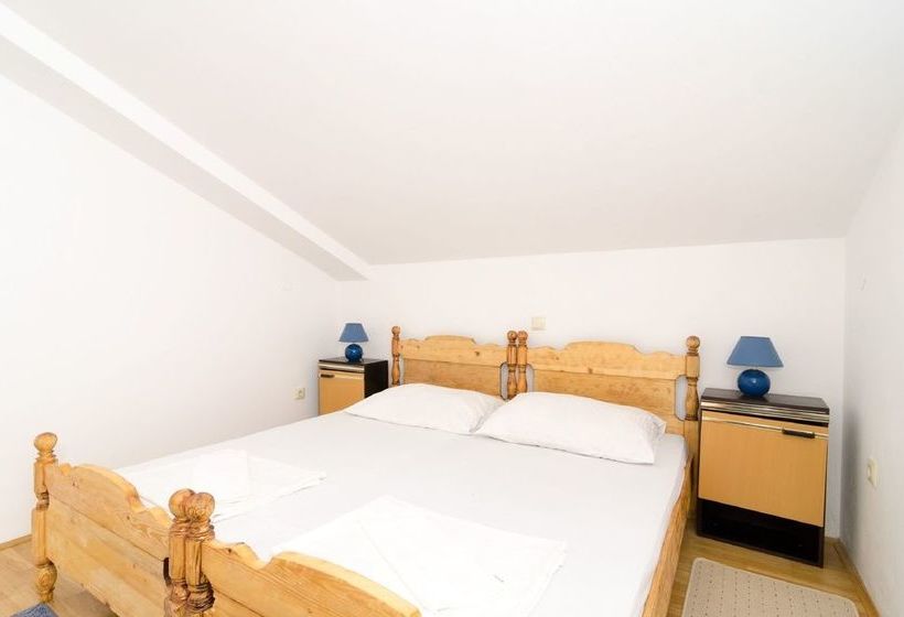 Apartments Matuå¡ko