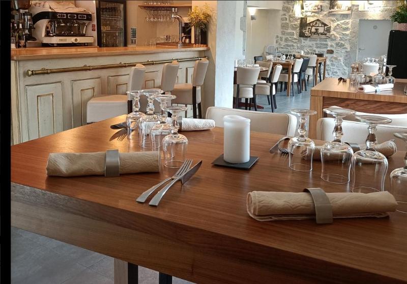 Auberge Du Vieux Lanas Logis Hotel Restaurant