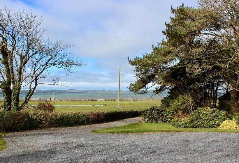 Balyett Farmhouse B&b