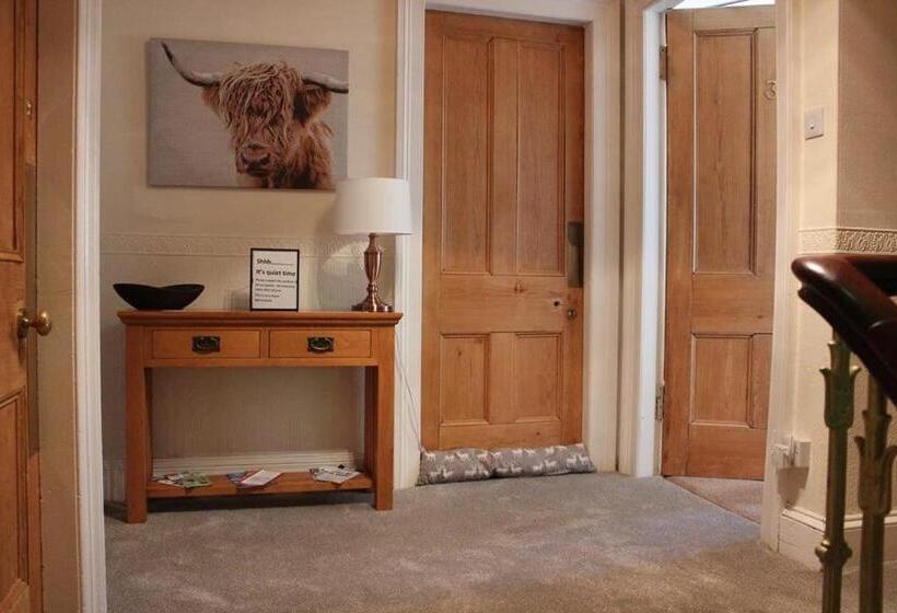 Balyett Farmhouse B&b