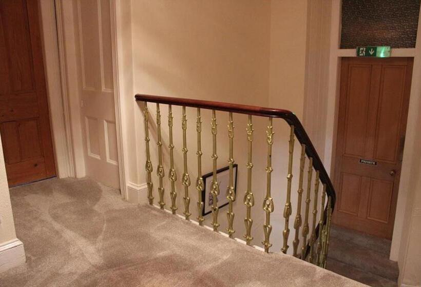 Balyett Farmhouse B&b