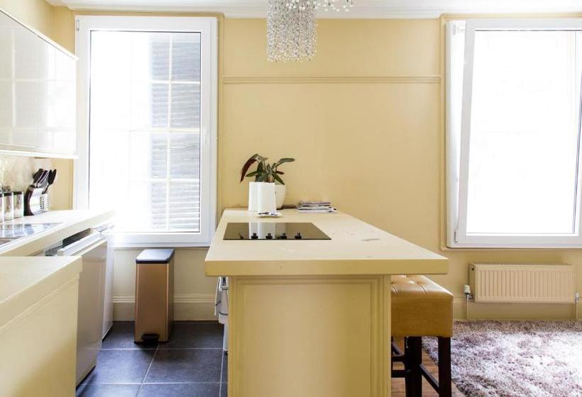 Cambridge City Apartments