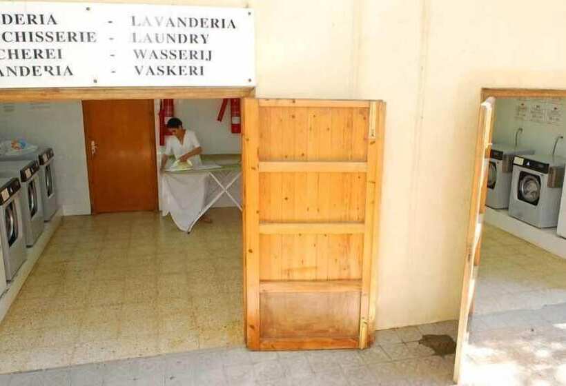 Camping Cala Montgó