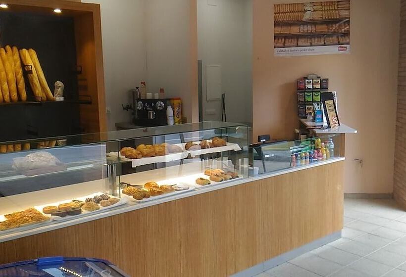 Camping Cala Montgó