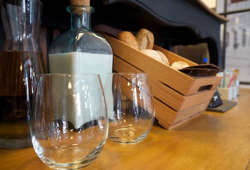 Dalma Old Town   Castelo