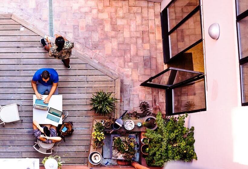 Dear Lisbon  Gallery House