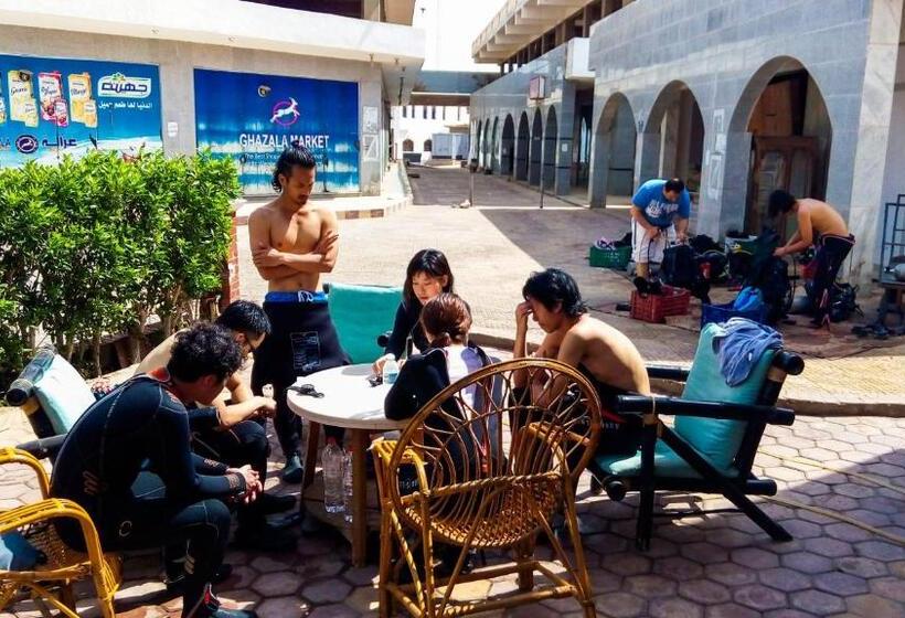 Deep Blue Divers Hostel Dahab