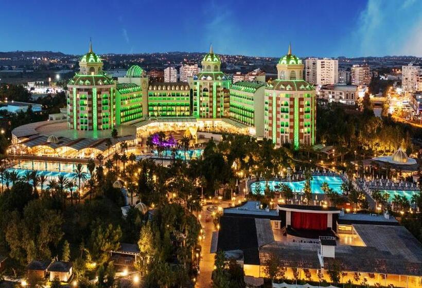 Delphin Be Grand Resort