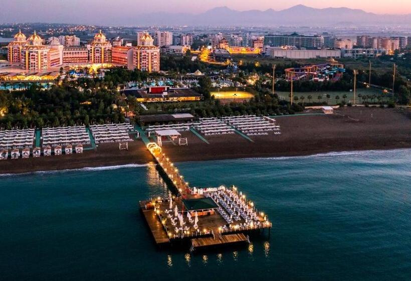 Delphin Be Grand Resort