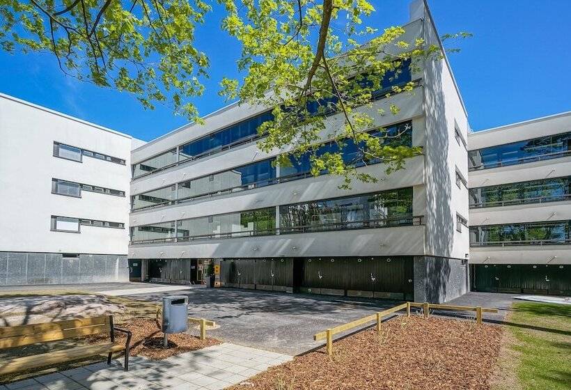 Forenom Serviced Apartments Espoo Tapiola