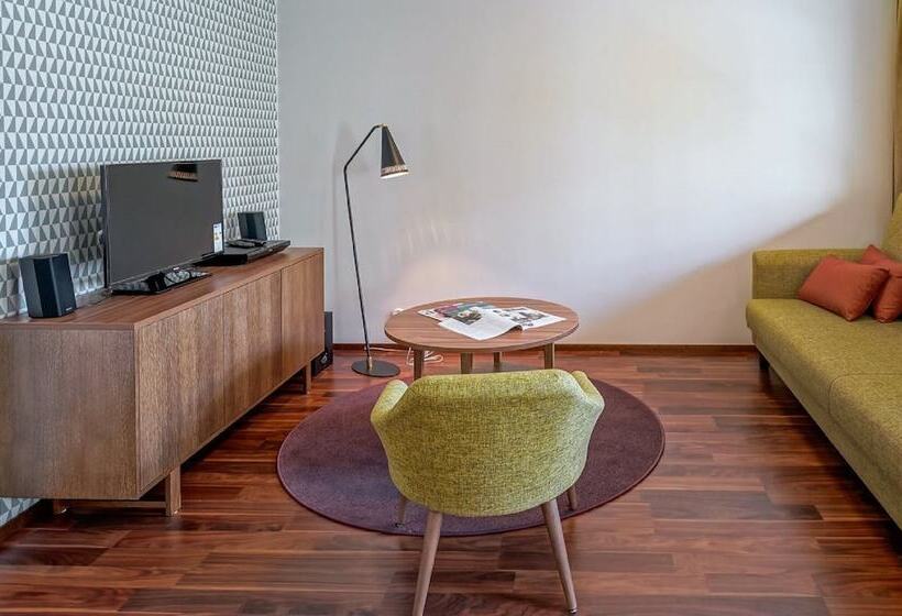 Forenom Serviced Apartments Espoo Tapiola